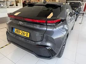 Toyota C-HR thumbnail 21