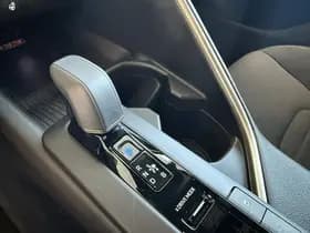 Toyota C-HR thumbnail 35