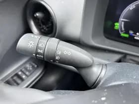 Toyota C-HR thumbnail 24