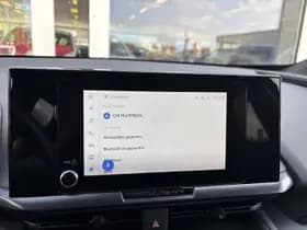 Toyota C-HR thumbnail 31