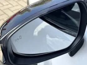 Toyota C-HR thumbnail 39