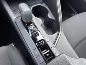 Toyota C-HR thumbnail 65