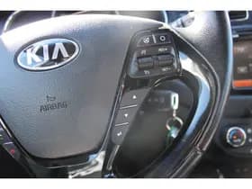 Kia Ceed thumbnail 17