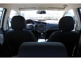 Kia Ceed thumbnail 10
