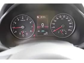 Kia Stonic thumbnail 49