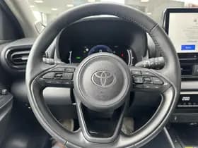 Toyota Yaris thumbnail 12
