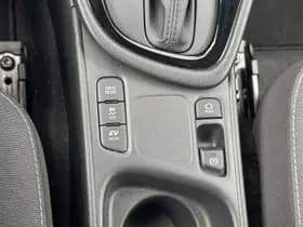 Toyota Yaris thumbnail 18