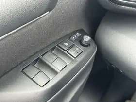 Toyota Yaris thumbnail 21