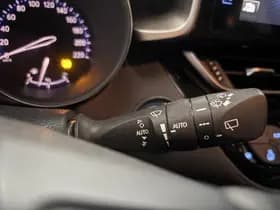 Toyota C-HR thumbnail 11