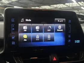 Toyota C-HR thumbnail 14