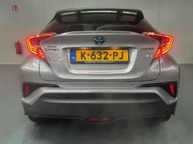 Toyota C-HR thumbnail 27