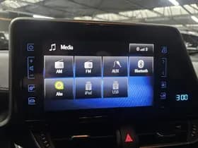 Toyota C-HR thumbnail 41