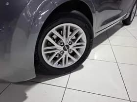 Kia Picanto thumbnail 24