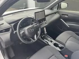 Toyota Corolla-cross thumbnail 19