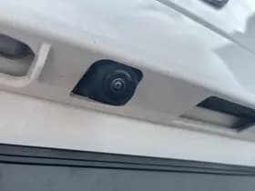 Toyota Corolla-cross thumbnail 9