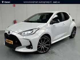 Toyota Yaris thumbnail 1