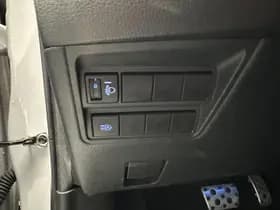 Toyota Yaris thumbnail 18