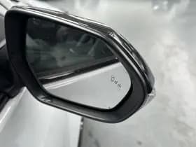 Toyota Yaris thumbnail 22