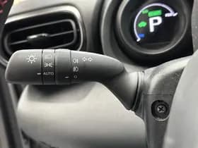 Toyota Yaris thumbnail 40