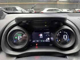 Toyota Yaris thumbnail 6