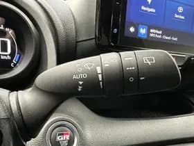 Toyota Yaris thumbnail 10