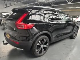 Volvo XC40 thumbnail 32