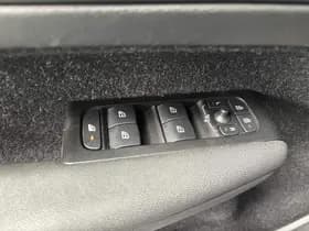 Volvo XC40 thumbnail 38