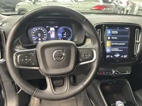 Volvo XC40 thumbnail 9