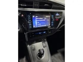 Toyota Auris thumbnail 29