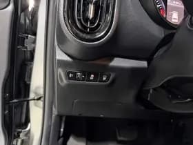 Kia Picanto thumbnail 38