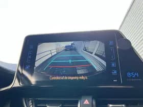 Toyota C-HR thumbnail 14