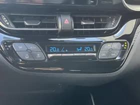 Toyota C-HR thumbnail 78