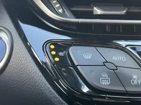 Toyota C-HR thumbnail 79