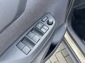 Toyota Yaris-cross thumbnail 39