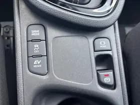 Toyota Yaris-cross thumbnail 59