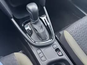 Toyota Yaris-cross thumbnail 60