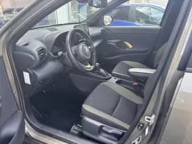 Toyota Yaris-cross thumbnail 8