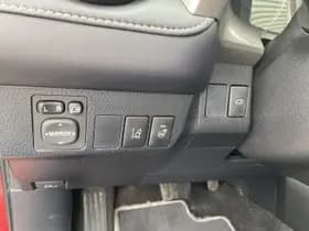 Toyota RAV4 thumbnail 25