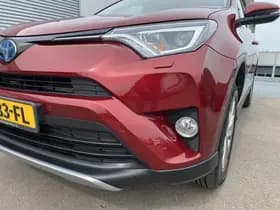 Toyota RAV4 thumbnail 75