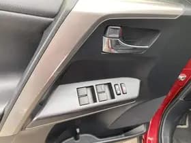 Toyota RAV4 thumbnail 80