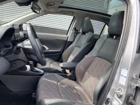 Toyota Yaris-cross thumbnail 30