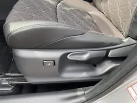 Toyota Yaris-cross thumbnail 86