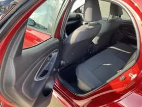 Toyota Yaris thumbnail 25