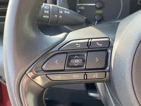 Toyota Yaris thumbnail 27