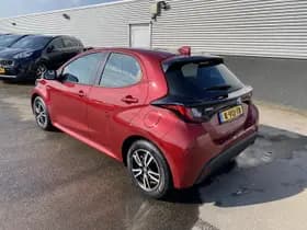 Toyota Yaris thumbnail 4