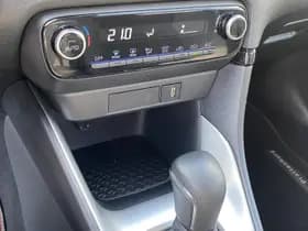 Toyota Yaris thumbnail 41