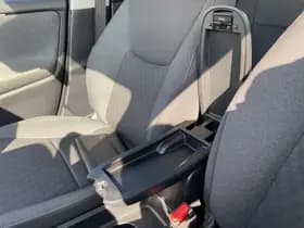 Toyota Yaris thumbnail 42