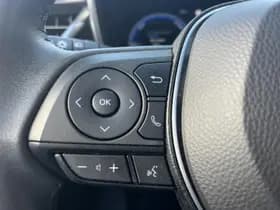 Toyota Corolla-touring-sports thumbnail 24