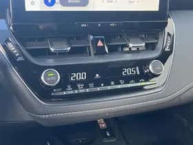 Toyota Corolla-touring-sports thumbnail 34