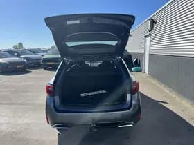 Toyota Corolla-touring-sports thumbnail 60